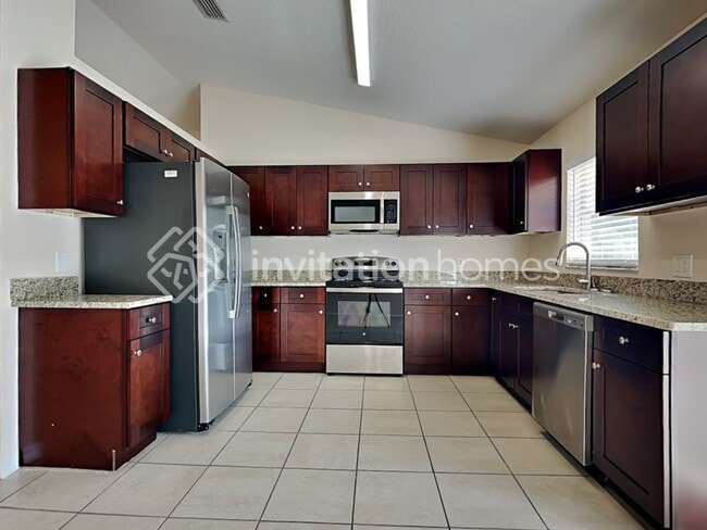 Building Photo - 518 Stephenson Ave