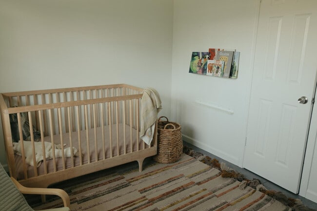 Building Photo - 4007 E Heatherbrae Dr