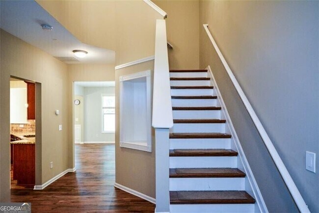Building Photo - 1781 Waterside Dr