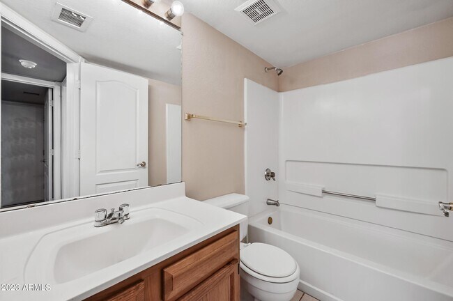 Building Photo - 1680 E Gary Dr