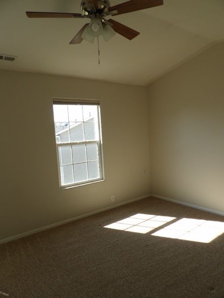 Building Photo - 2163 Squawbush Ridge Grove