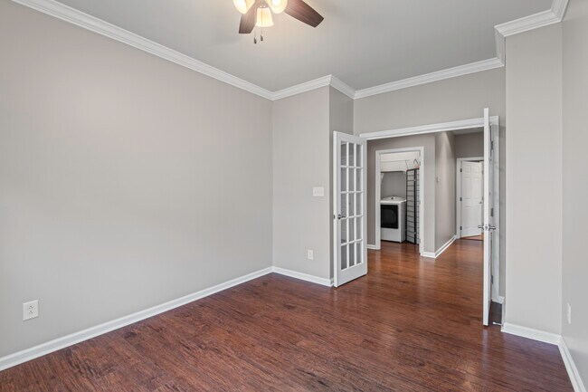 Building Photo - 10777 White Dogwood Dr