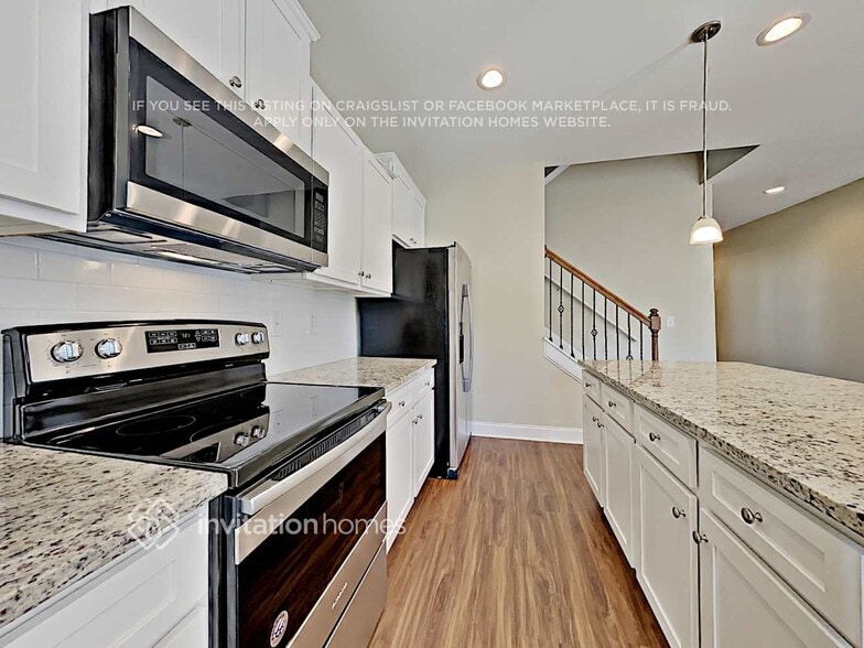 Building Photo - 76 White Trillium Dr