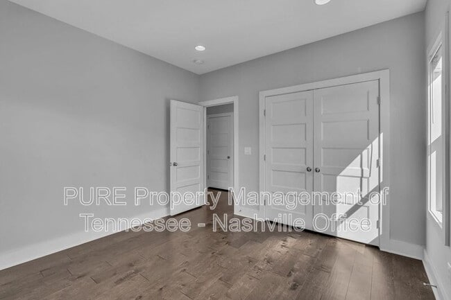 Building Photo - 1404 10th Ave N