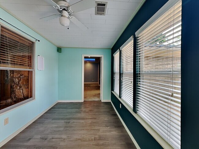 Building Photo - 10114 Branwood Ln