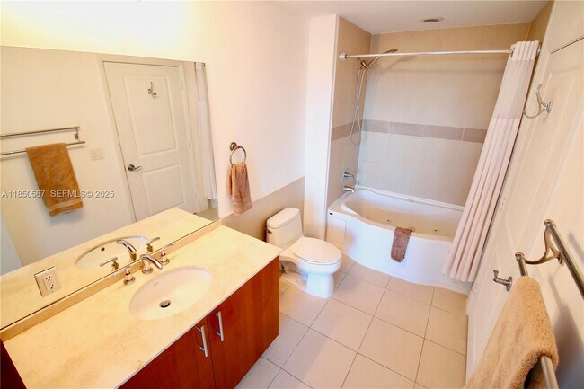 Building Photo - 1945 S Ocean Dr