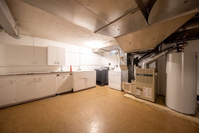 Building Photo - Charming Cape Cod Retreat on Expansive Grounds