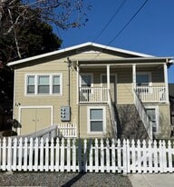 Building Photo - 1813 Saint Charles St