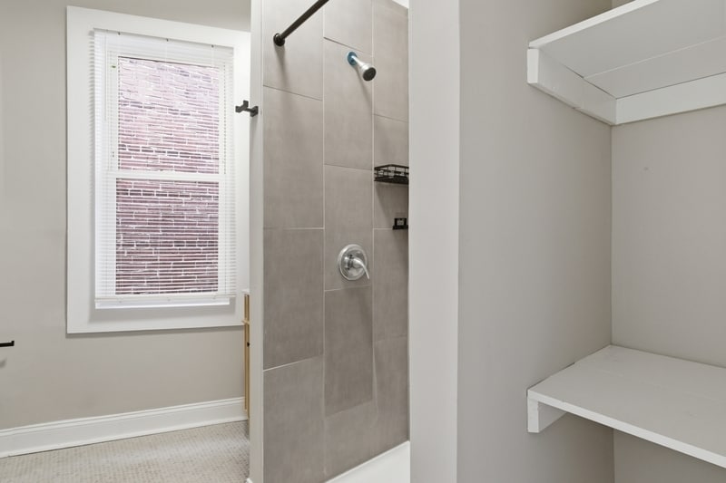 Building Photo - 2322 Callow Ave