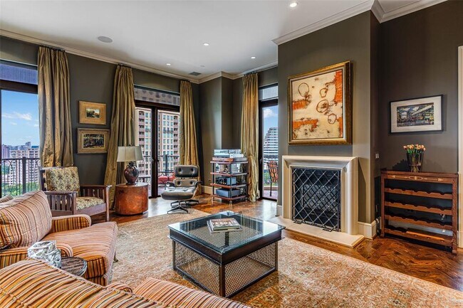 Building Photo - 3505 Turtle Creek Blvd