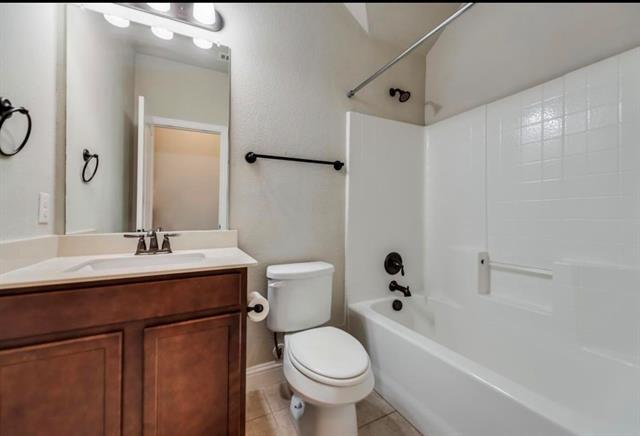 Building Photo - 3716 Cameroon Ln