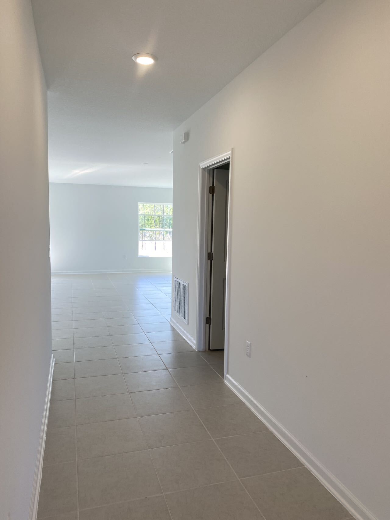 Building Photo - 1347 Belle Isle Ln
