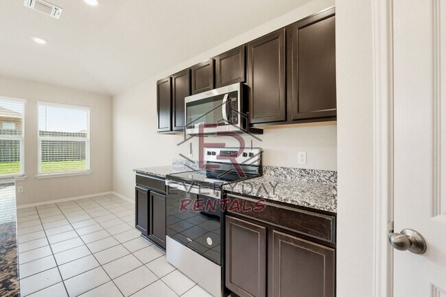 Building Photo - Home in Bunny Trail Village