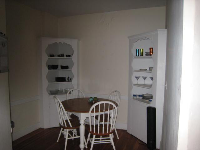 Building Photo - 318 Saint Paul St