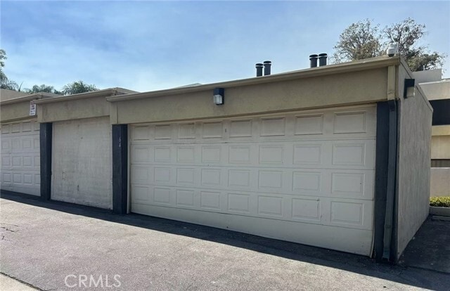 Building Photo - 13104 Glen Ct