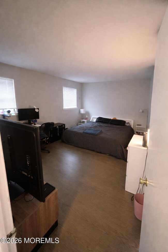 Building Photo - 65 Cedar Ave