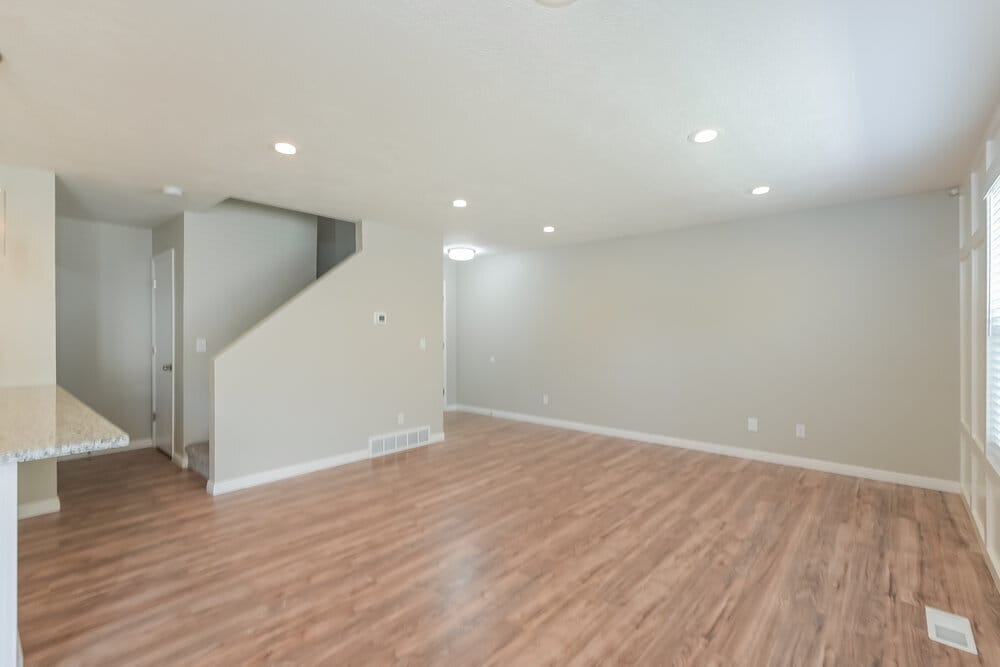 Building Photo - 827 Flint St