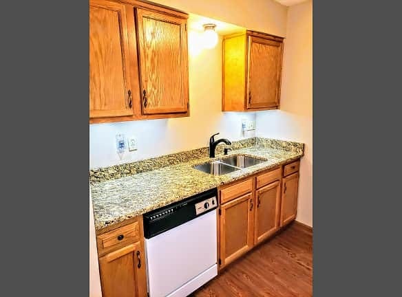 Building Photo - 382 Waterside Avenue