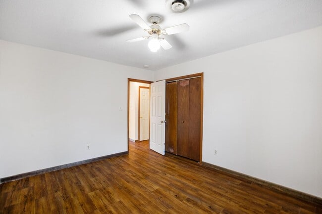 Building Photo - 205 Corey Ct