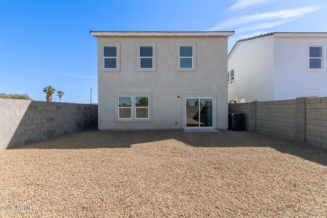 Building Photo - 1564 N Pueblo Dr
