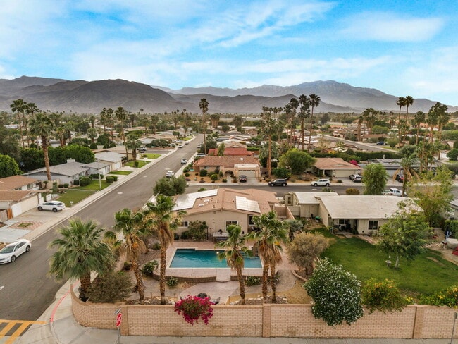 Building Photo - 43260 Silk Tree Ln
