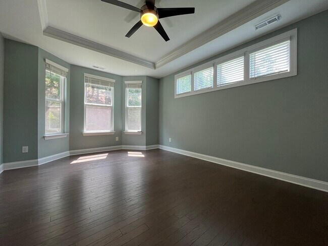 Building Photo - 17027 Challory Gln Wy
