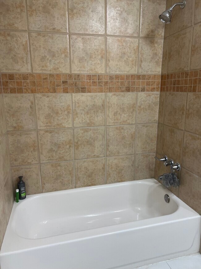 Building Photo - 3715 Dreyfus St