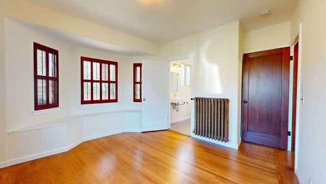 Building Photo - Beautiful Home Available In North Berkeley!