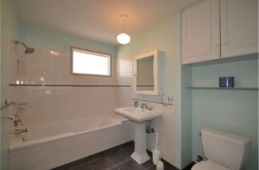 Building Photo - 1114 W 22nd St