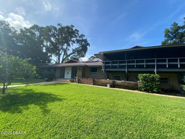 Building Photo - 1 Arrowhead Dr