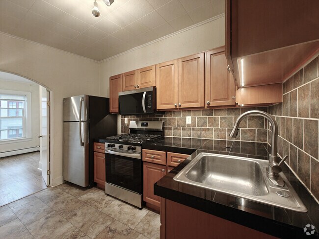 Building Photo - 314 7th Street