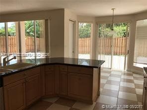 Building Photo - 11142 NW 72nd Terrace