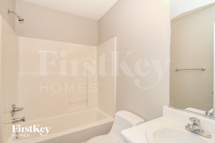 Building Photo - 5010 Promise Land Ct