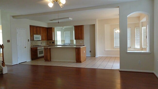 Building Photo - 21127 Meadow Ash Ct