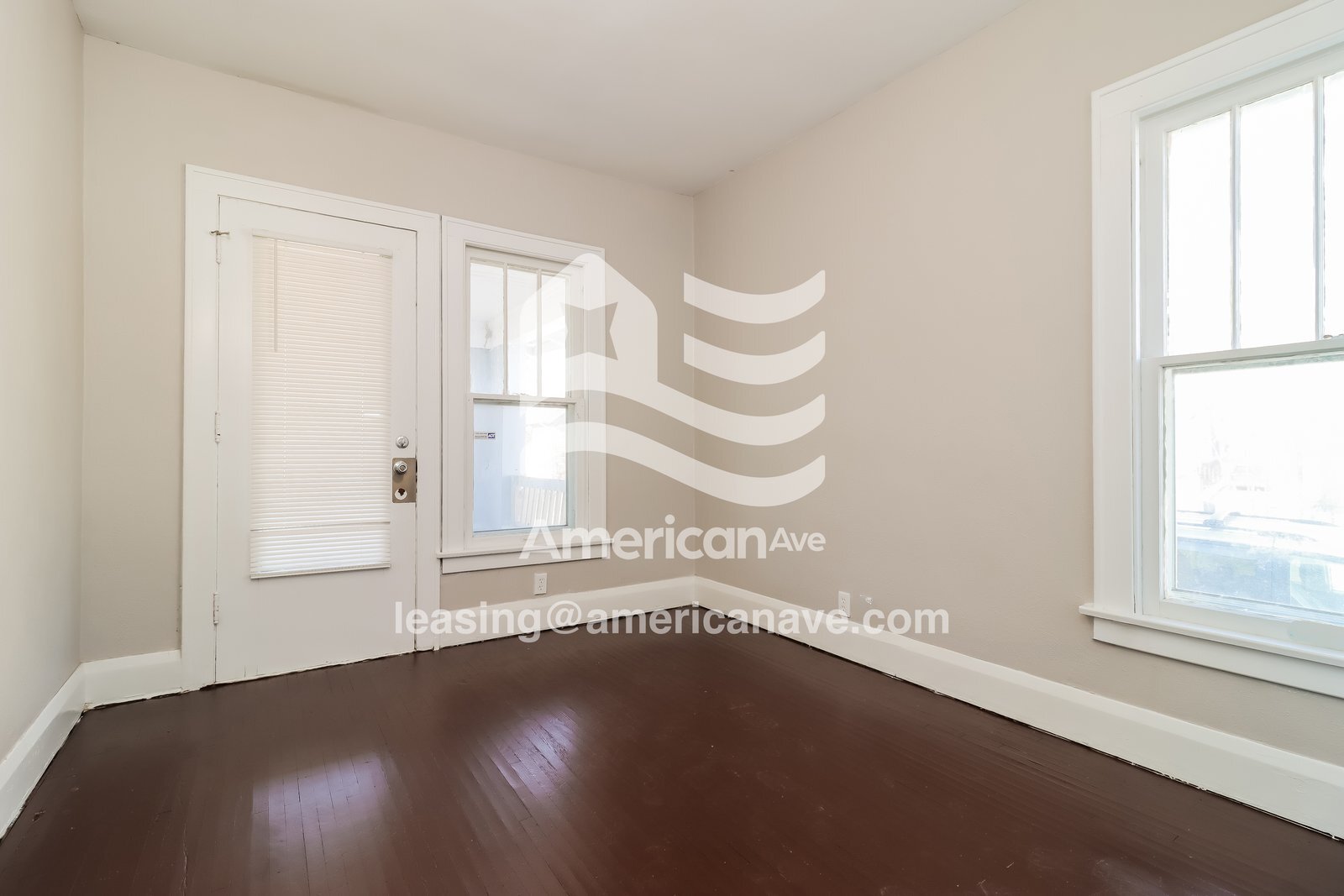 Building Photo - 3962 Woodhaven Dr