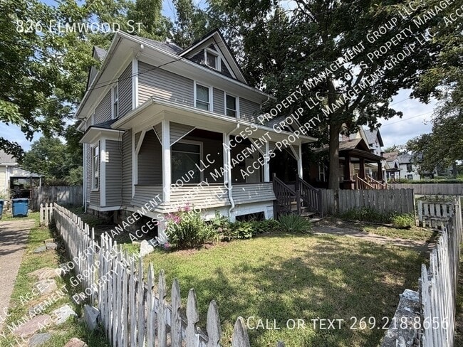 Building Photo - 826 Elmwood St