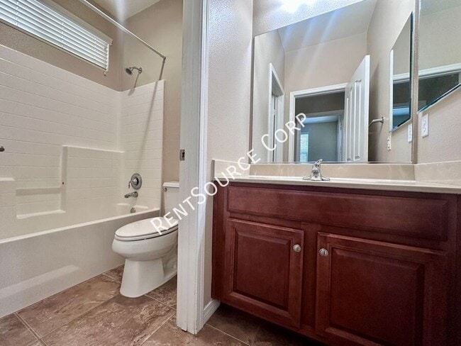 Building Photo - 28390 Esplanada Dr