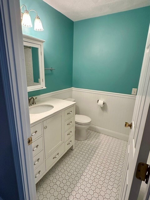 Guest Bath - 143 Oak Park Dr