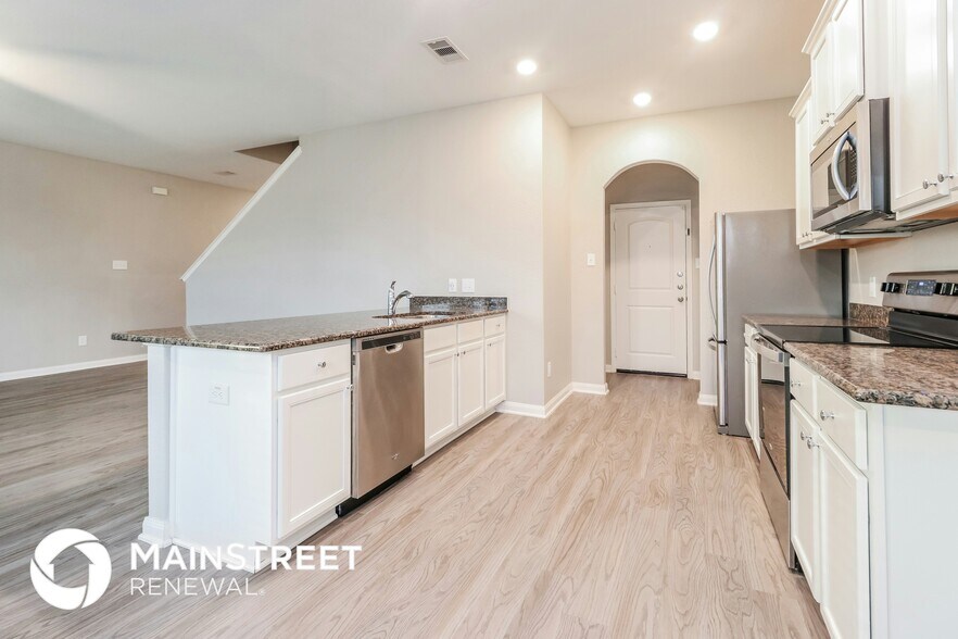 Building Photo - 26112 Hals Dr