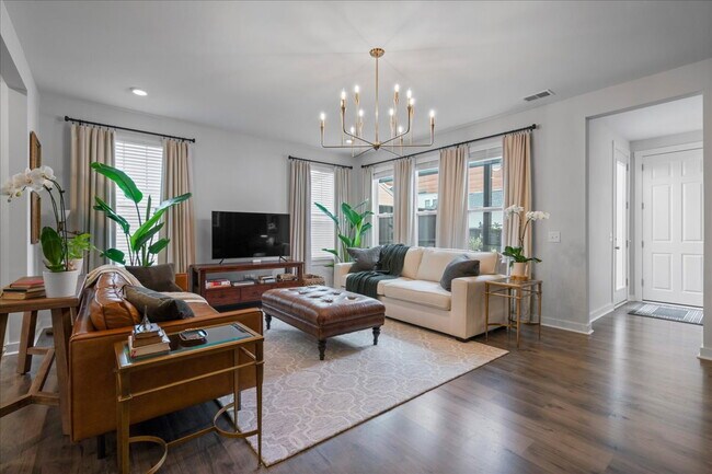 Building Photo - 1011 Swamp Harrier Ave