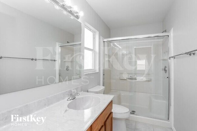 Building Photo - 4226 Berkeley Dr