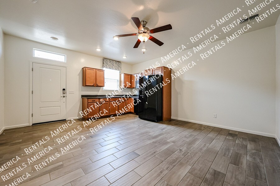 Building Photo - 11039 E Verbina Ln