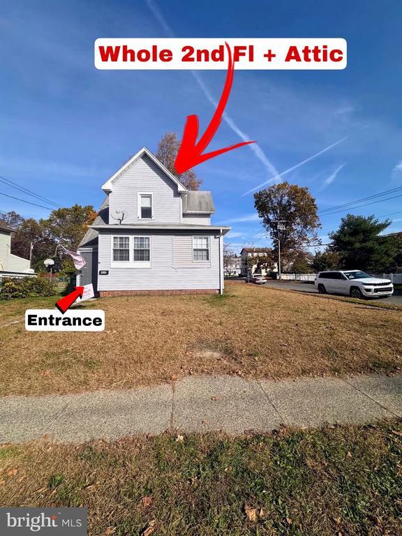 Building Photo - 430 Leconey Ave