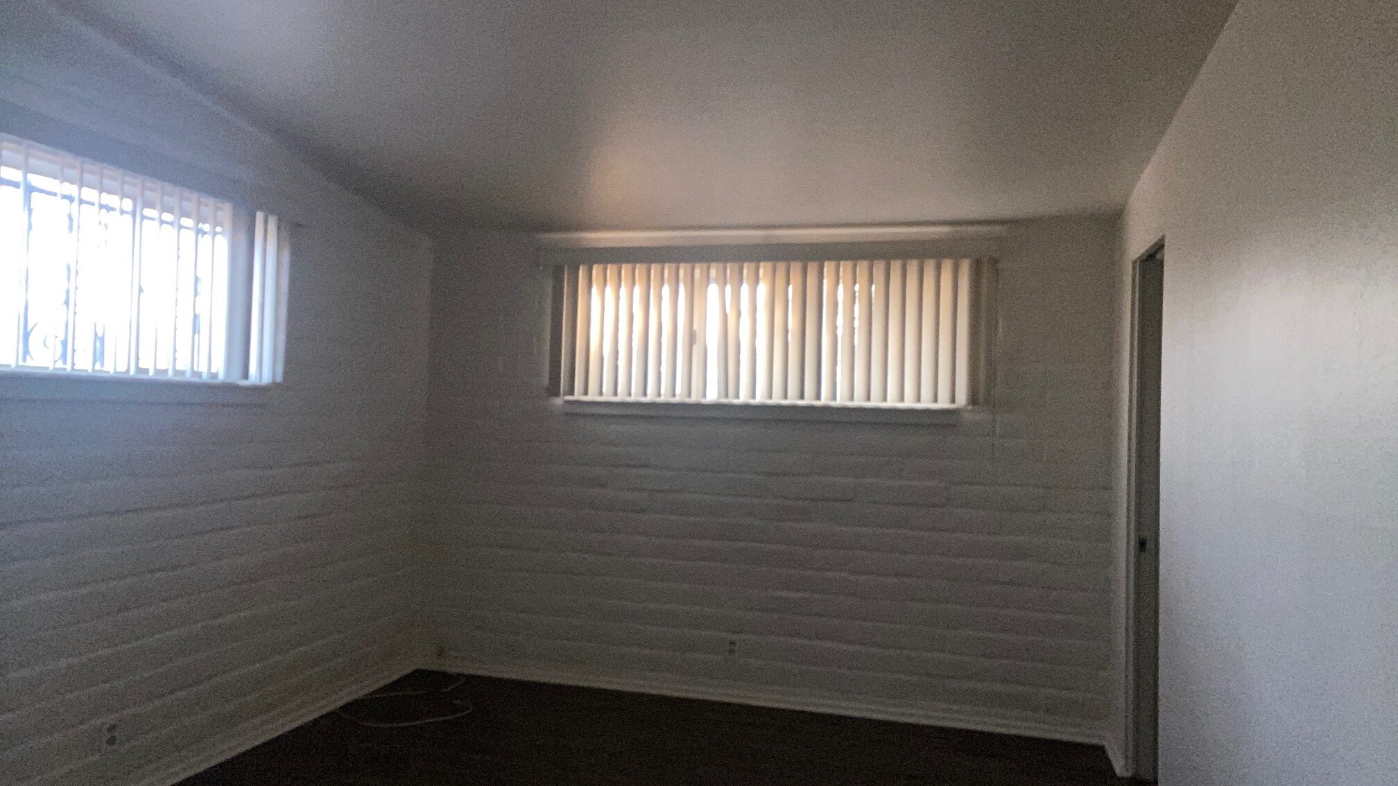 Building Photo - 7021 E Kirkland Dr