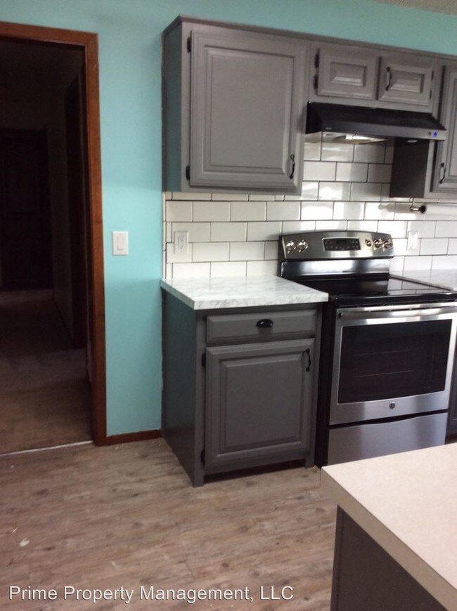 Building Photo - 3 br, 2 bath House - 116 Rosewood Dr.