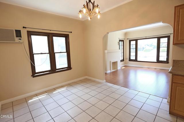 Building Photo - 126 S Olive Ave