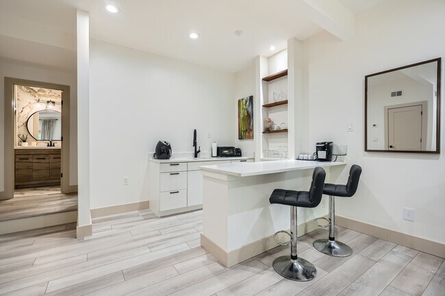 Building Photo - 1204 Druid Knoll Dr NE
