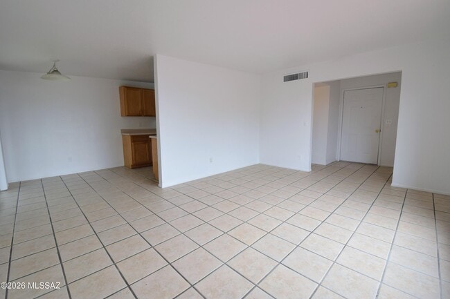 Building Photo - 6722 E 45th St