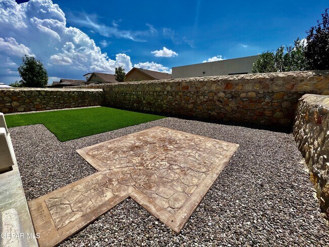 Building Photo - 14820 Harry Flournoy