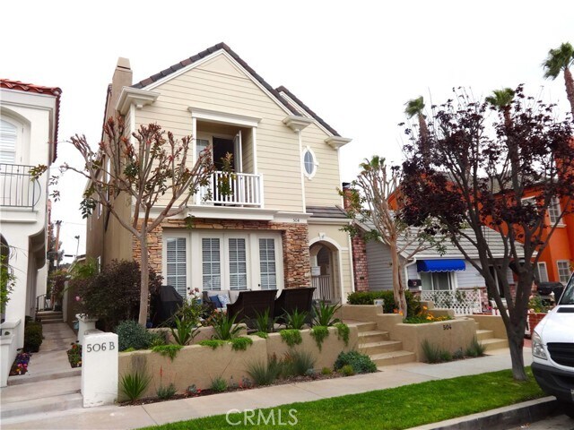 Primary Photo - 504 Dahlia Ave